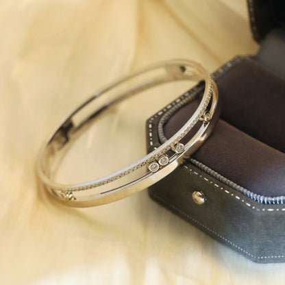 [Triumph Jewelry]Move Romane Diamond Bangle Bracelet