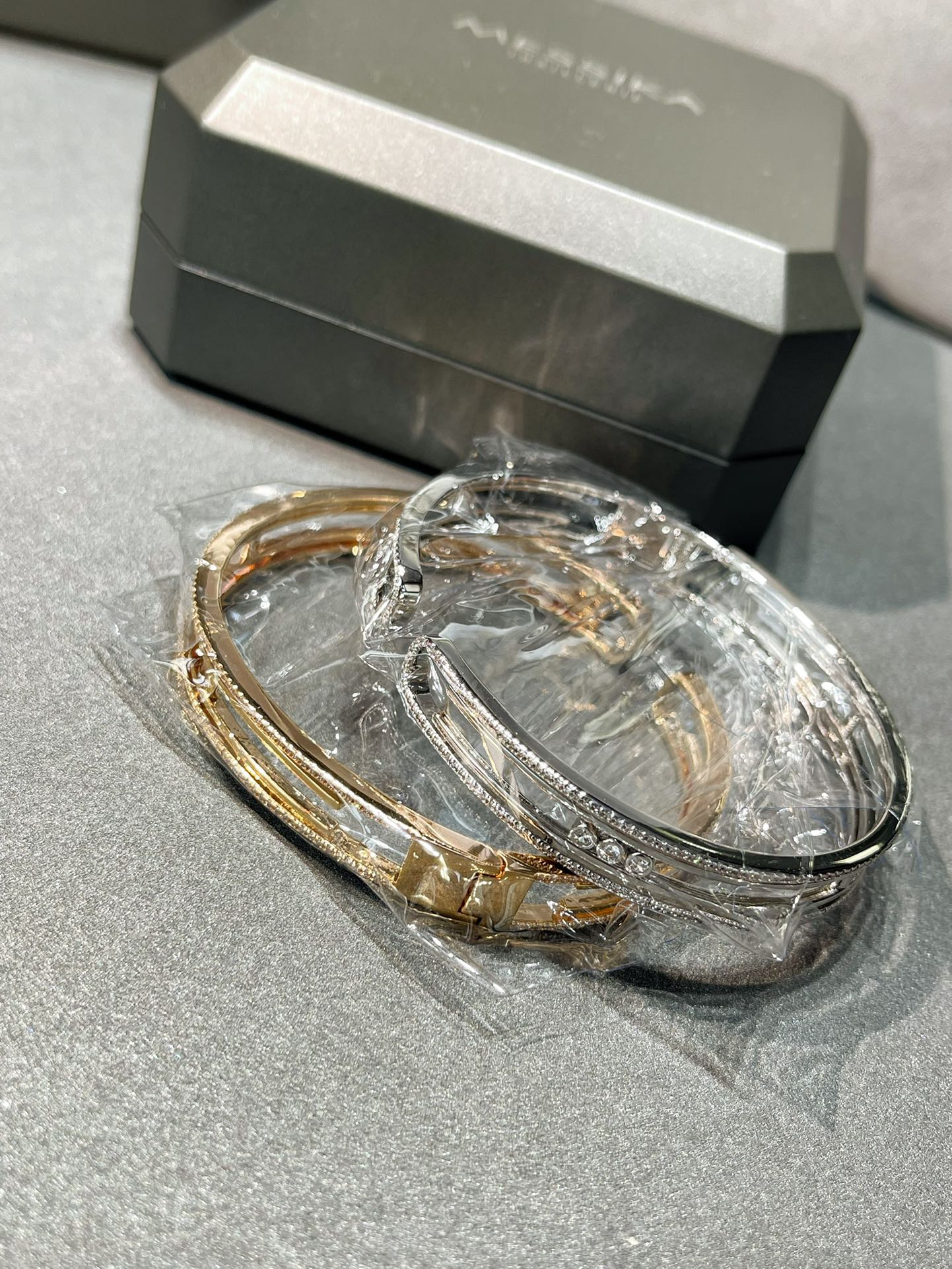 [Triumph Jewelry]MOVE 10TH PAVED DIAMOND BRACELET