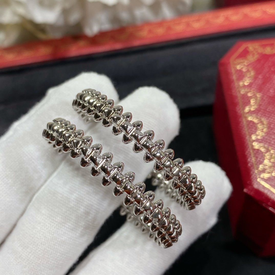[Triumph Jewelry]CLASH LARGE HOOP EARRINGS