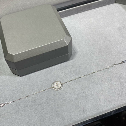 [Triumph Jewelry]LUCKY MOVE DIAMOND PAVED BRACELET
