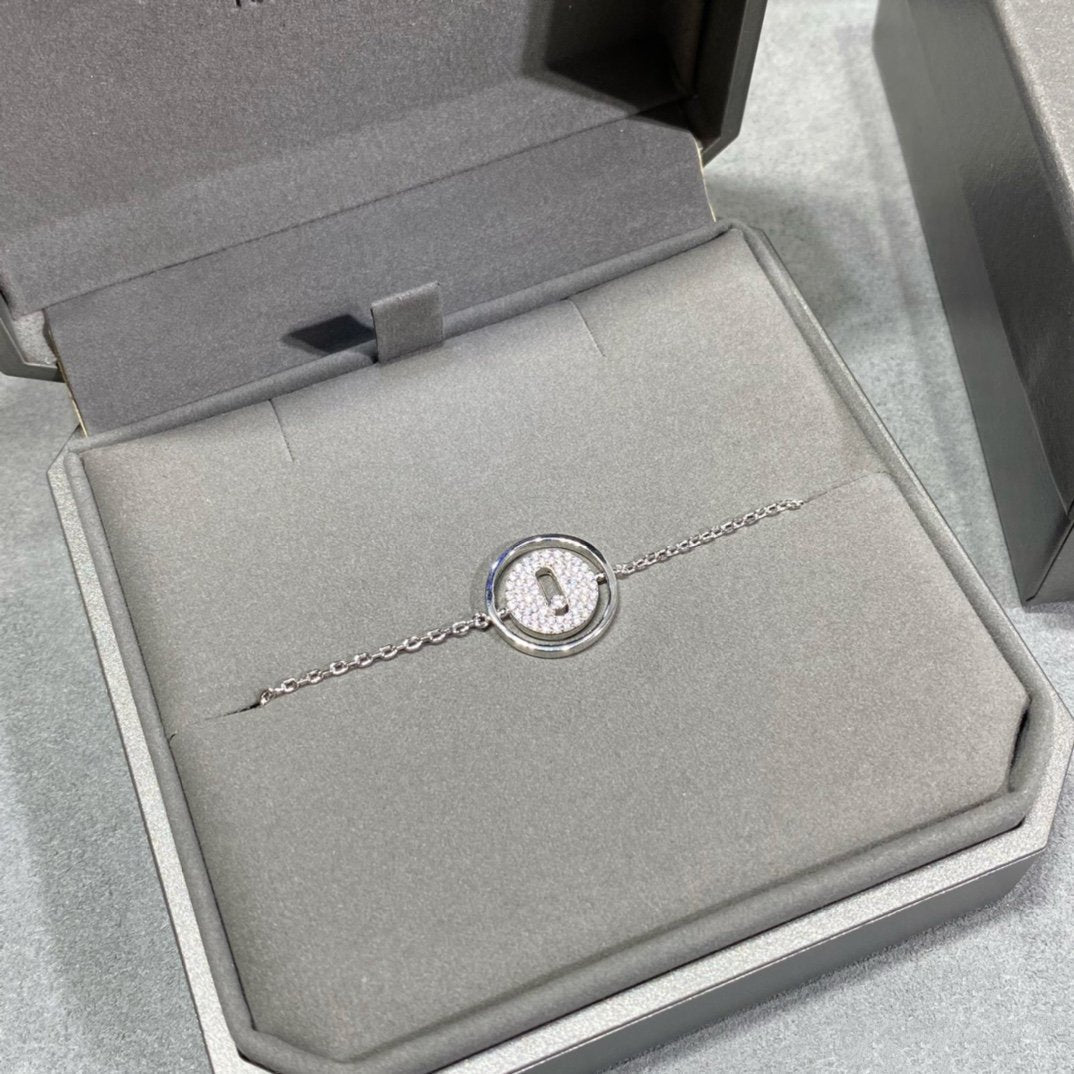 [Triumph Jewelry]LUCKY MOVE DIAMOND PAVED BRACELET