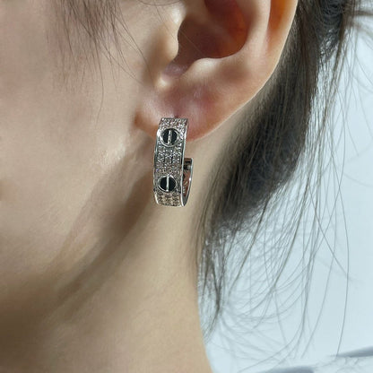 [Triumph Jewelry]LOVE CERAMIC DIAMOND PAVED SILVER EARRINGS