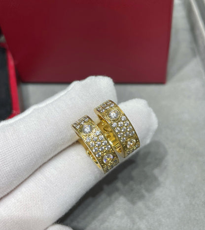 [Triumph Jewelry]LOVE 5.5MM DIAMOND PAVED EARRINGS