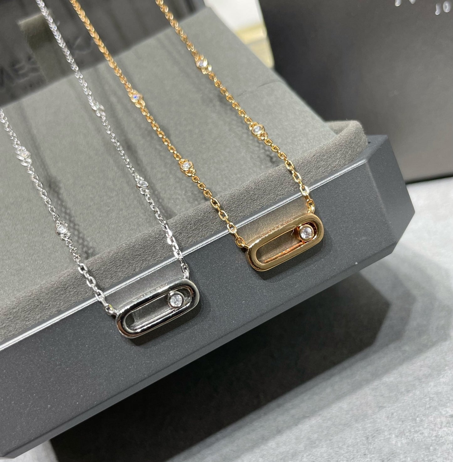 [Triumph Jewelry]MOVE UNO DIAMOND NECKLACE