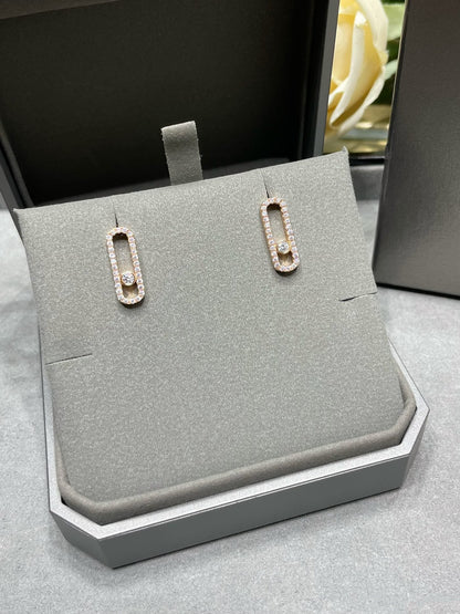 [Triumph Jewelry]MOVE UNO STUD DIAMOND PAVED EARRINGS