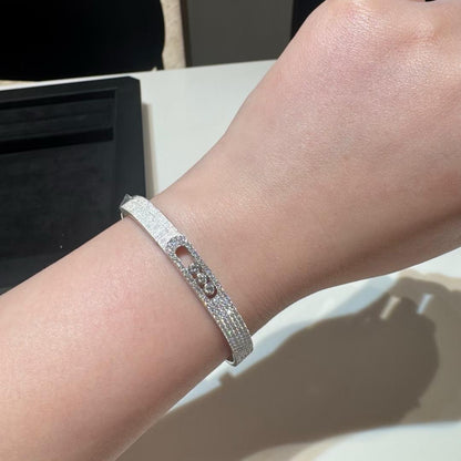 [Triumph Jewelry]Move Noa Ciselé half pavé bangle