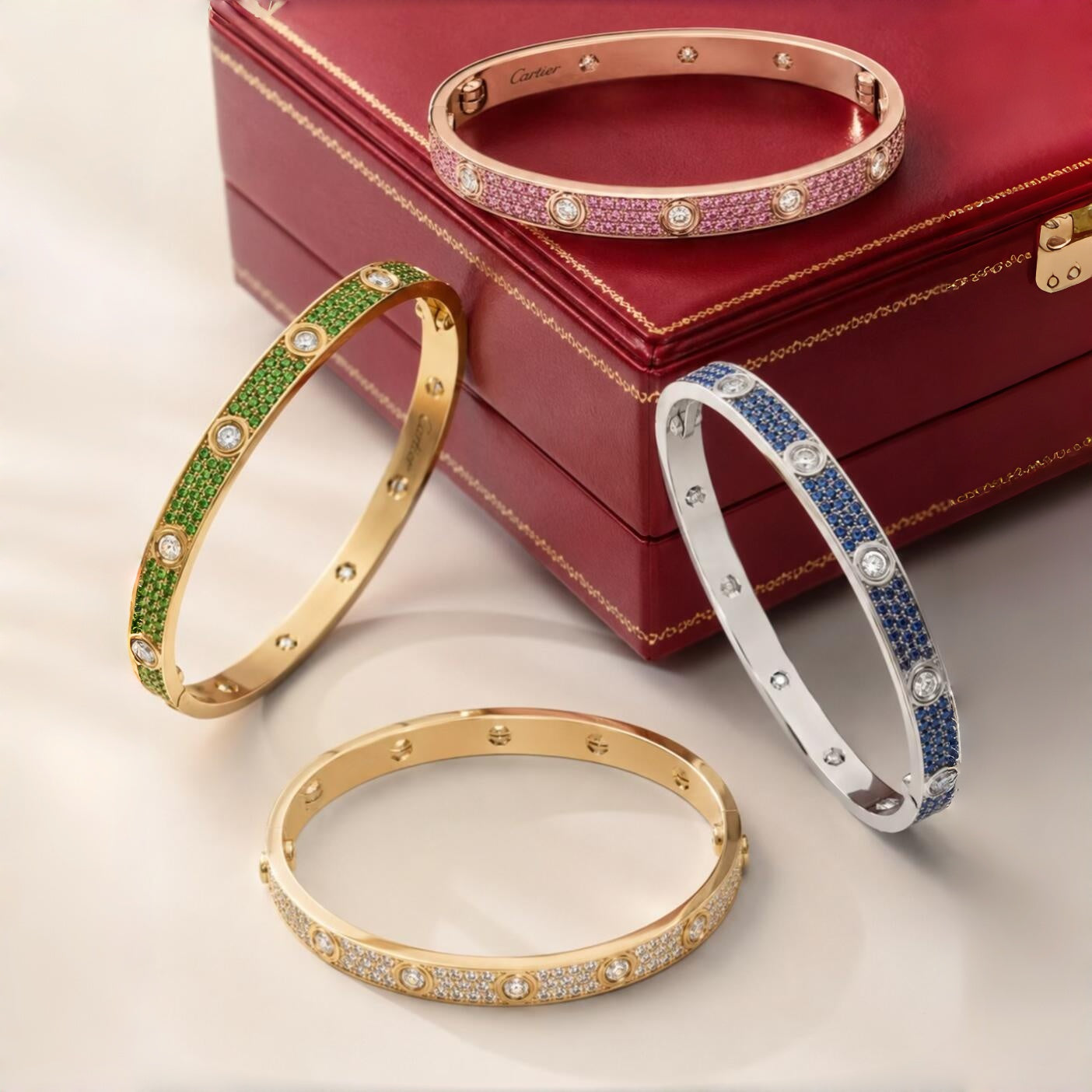 [Triumph Jewelry]2026 PAVE GEMSTONE LOVE BRACELET 6.1MM 10 DIAMONDS