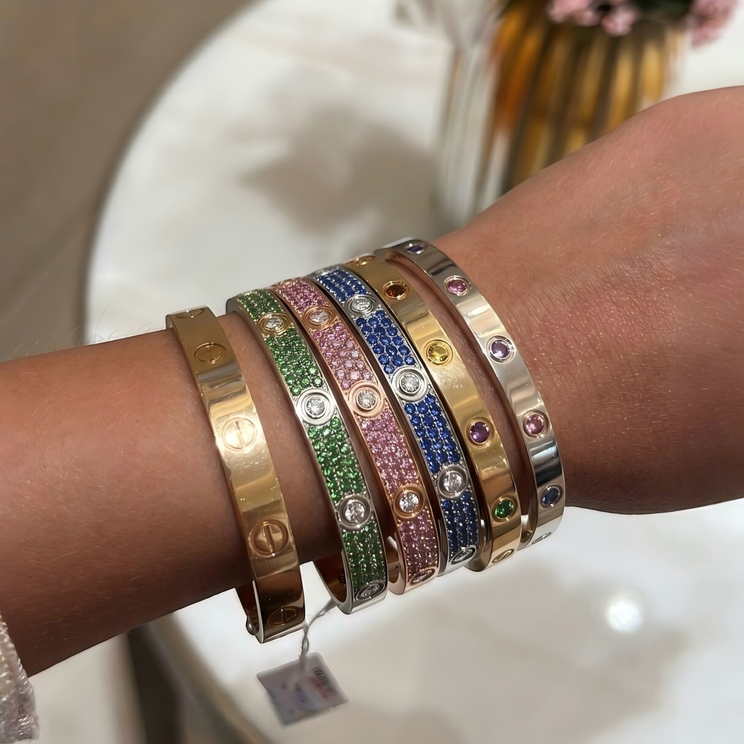 [Triumph Jewelry]2026 PAVE GEMSTONE LOVE BRACELET 6.1MM 10 DIAMONDS