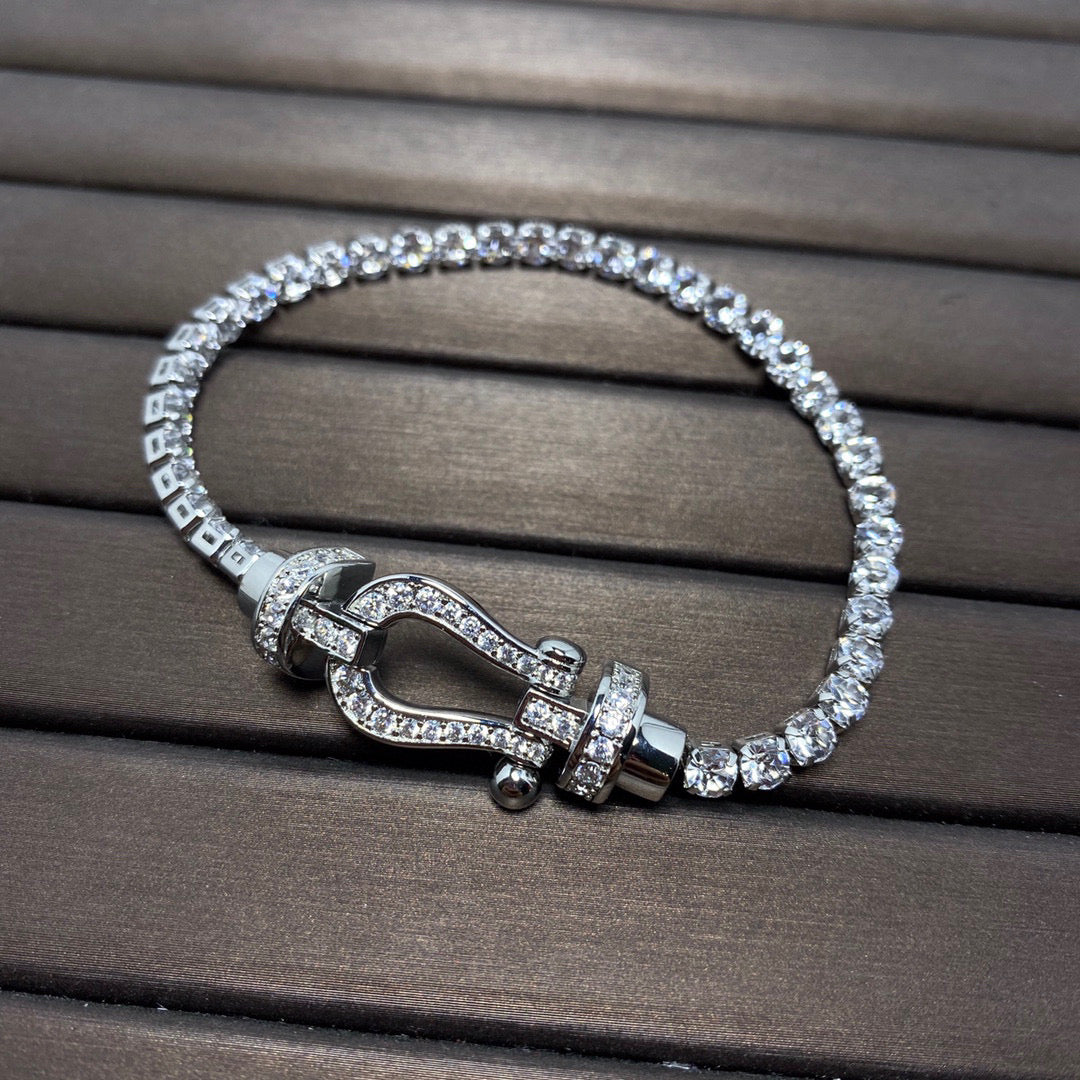 [Triumph Jewelry]FORCE  HORSESHOE  DIAMOND TENNIS BRACELET