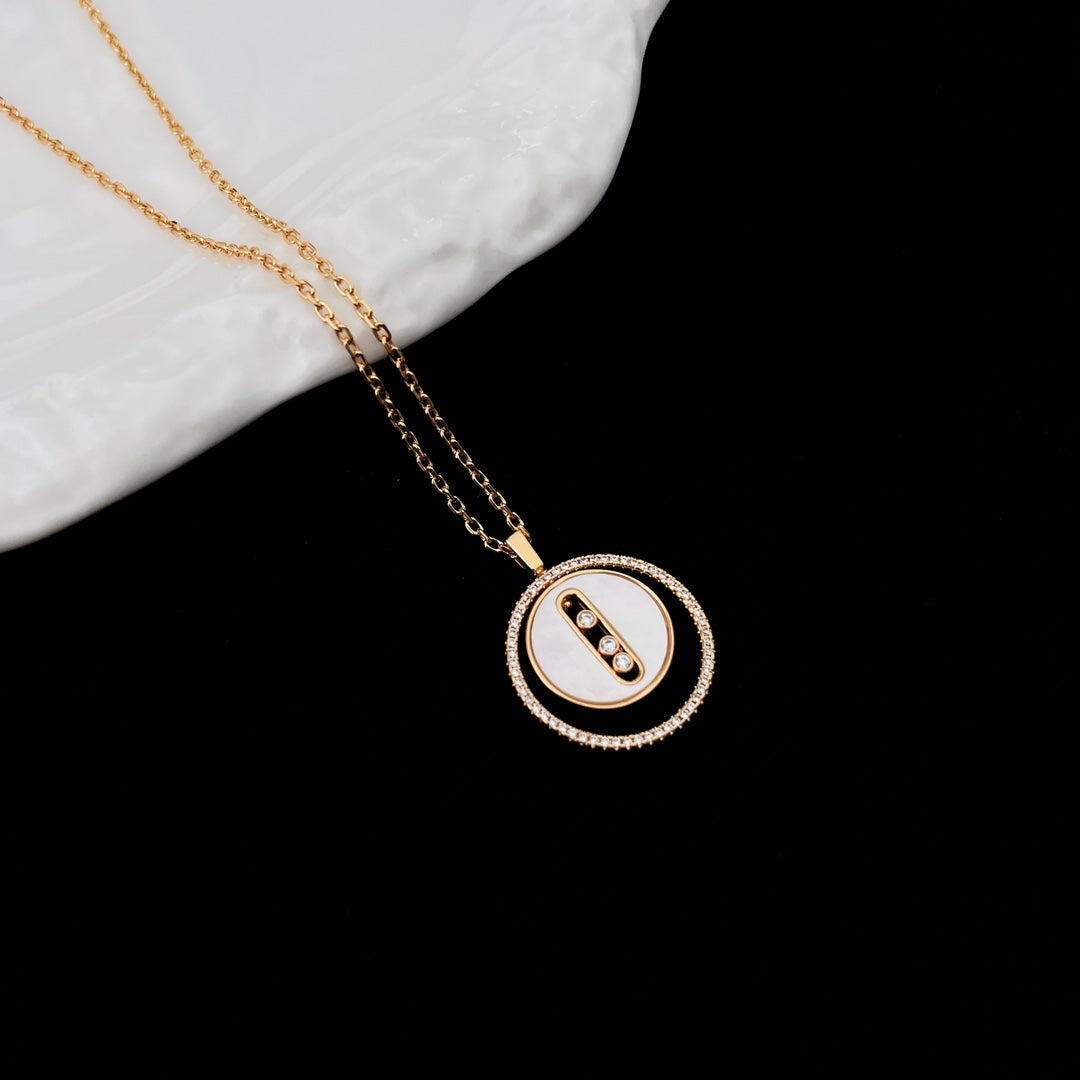 [Triumph Jewelry]LUCKY MOVE MM NACRE BLANCHE DIAMOND NECKLACE