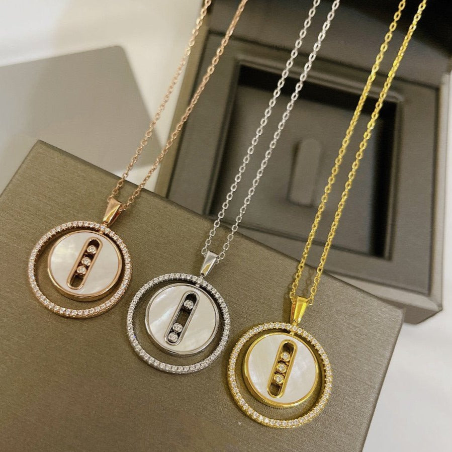 [Triumph Jewelry]LUCKY MOVE MM NACRE BLANCHE DIAMOND NECKLACE