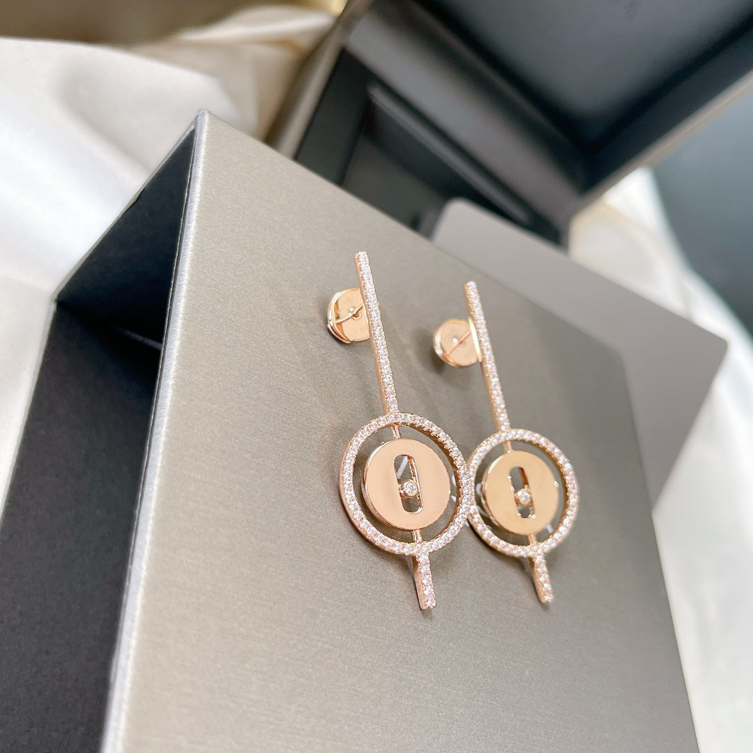 [Triumph Jewelry]LUCKY MOVE ARROW PINK GOLD DIAMOND EARRINGS