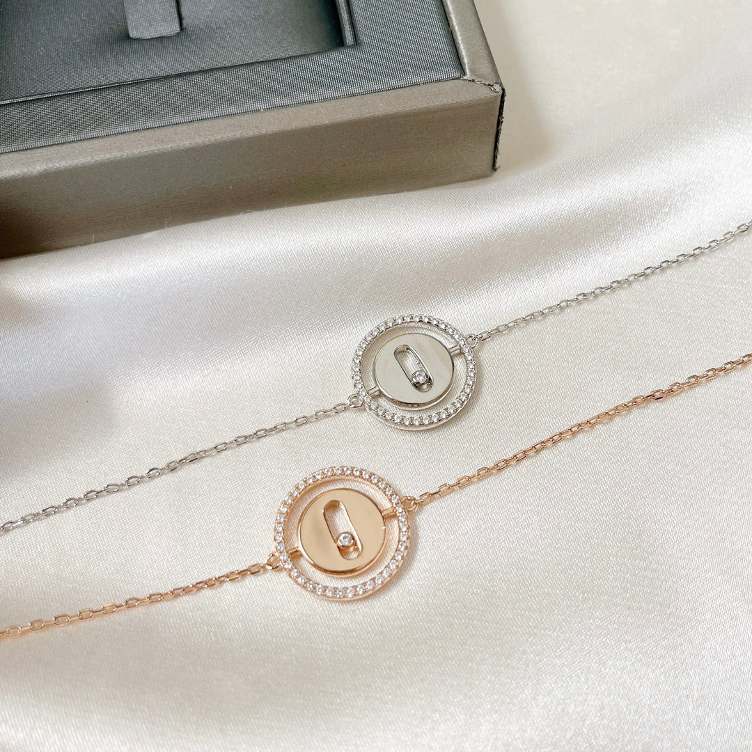 [Triumph Jewelry]LUCKY MOVE PAVED DIAMOND BRACELET