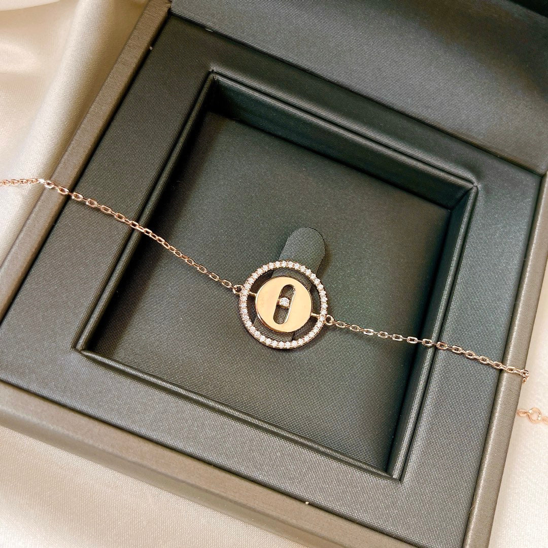 [Triumph Jewelry]LUCKY MOVE PAVED DIAMOND BRACELET