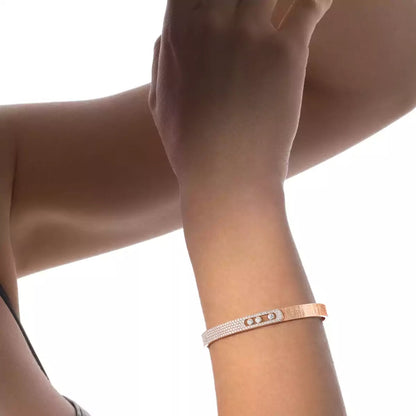 [Triumph Jewelry]Move Noa Ciselé half pavé bangle