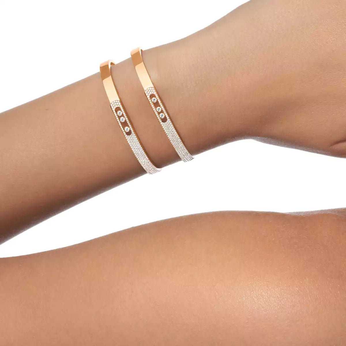 [Triumph Jewelry]Move Noa Rose Gold Pavé Diamond Bangle Bracelet