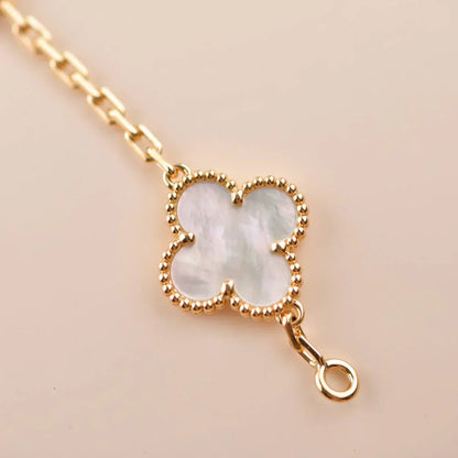 [Triumph Jewelry]CLOVER WHITE PEARL MOP 5 MOTIF BRACELET COLLECTION