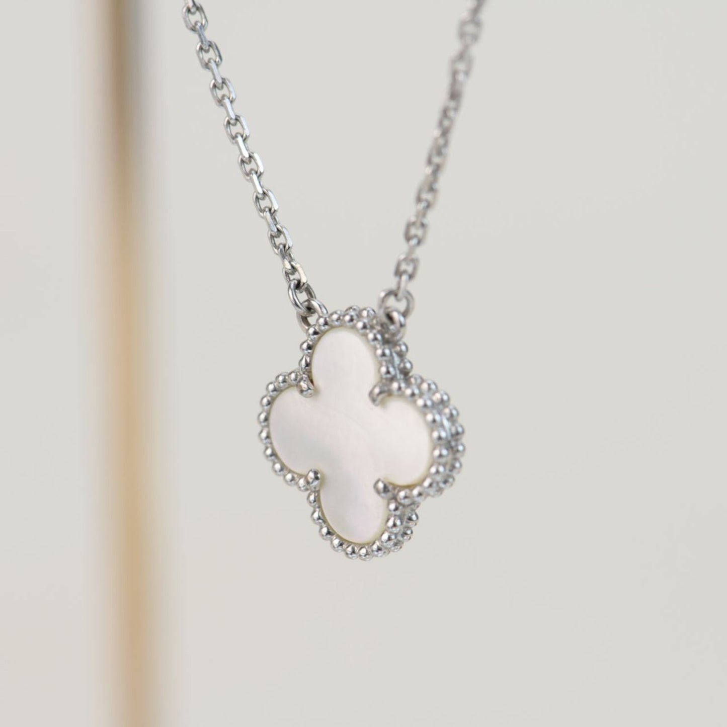 [Triumph Jewelry]CLOVER  15MM WHITE MOTHER-OF-PEARL SILVER