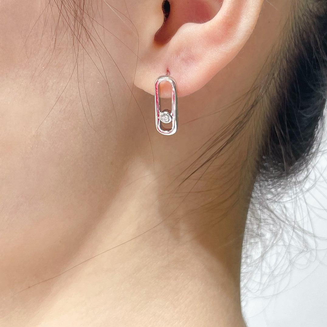 [Triumph Jewelry]MOVE UNO SMALL 1 DIAMOND EARRINGS
