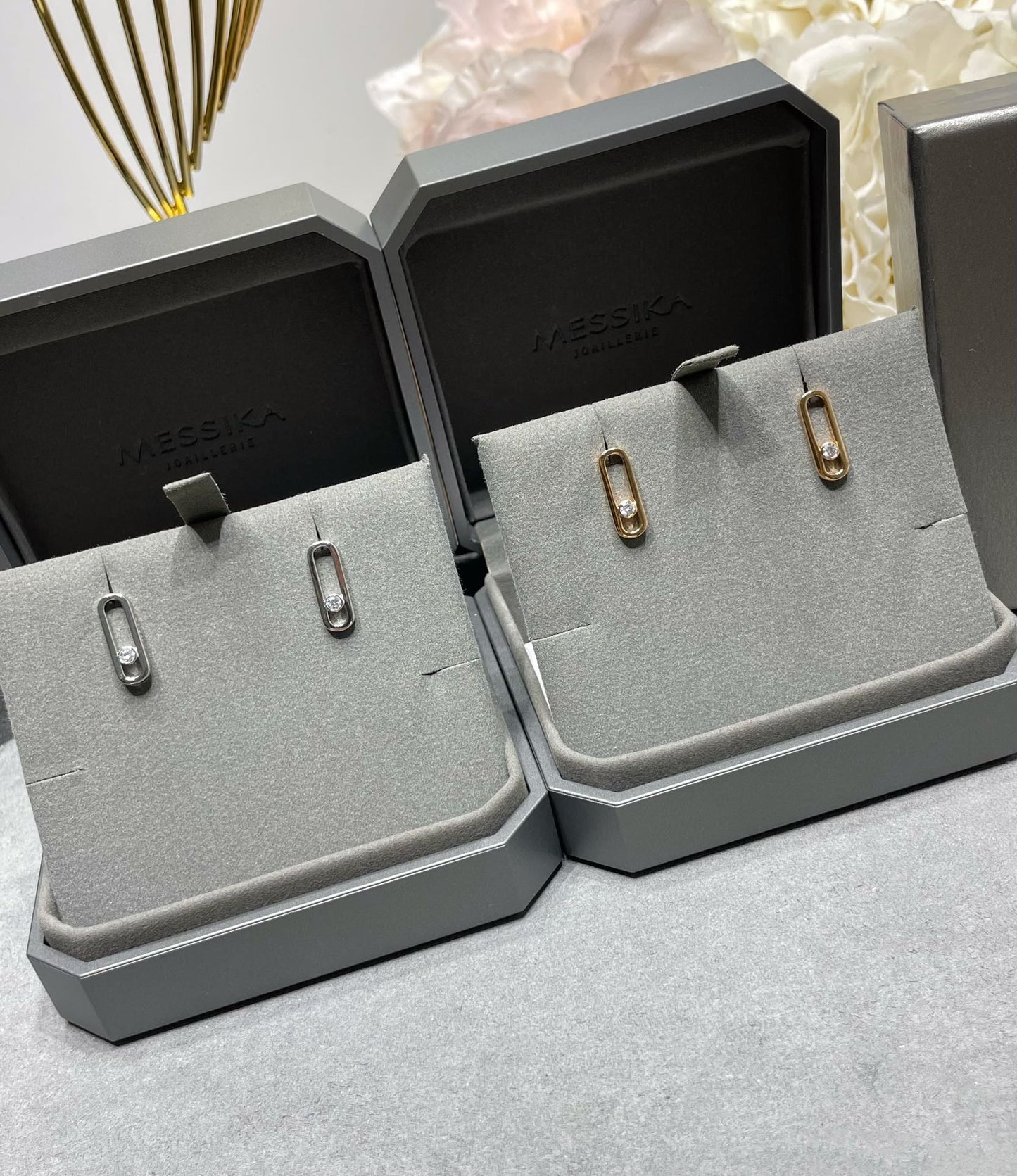 [Triumph Jewelry]MOVE UNO SMALL 1 DIAMOND EARRINGS