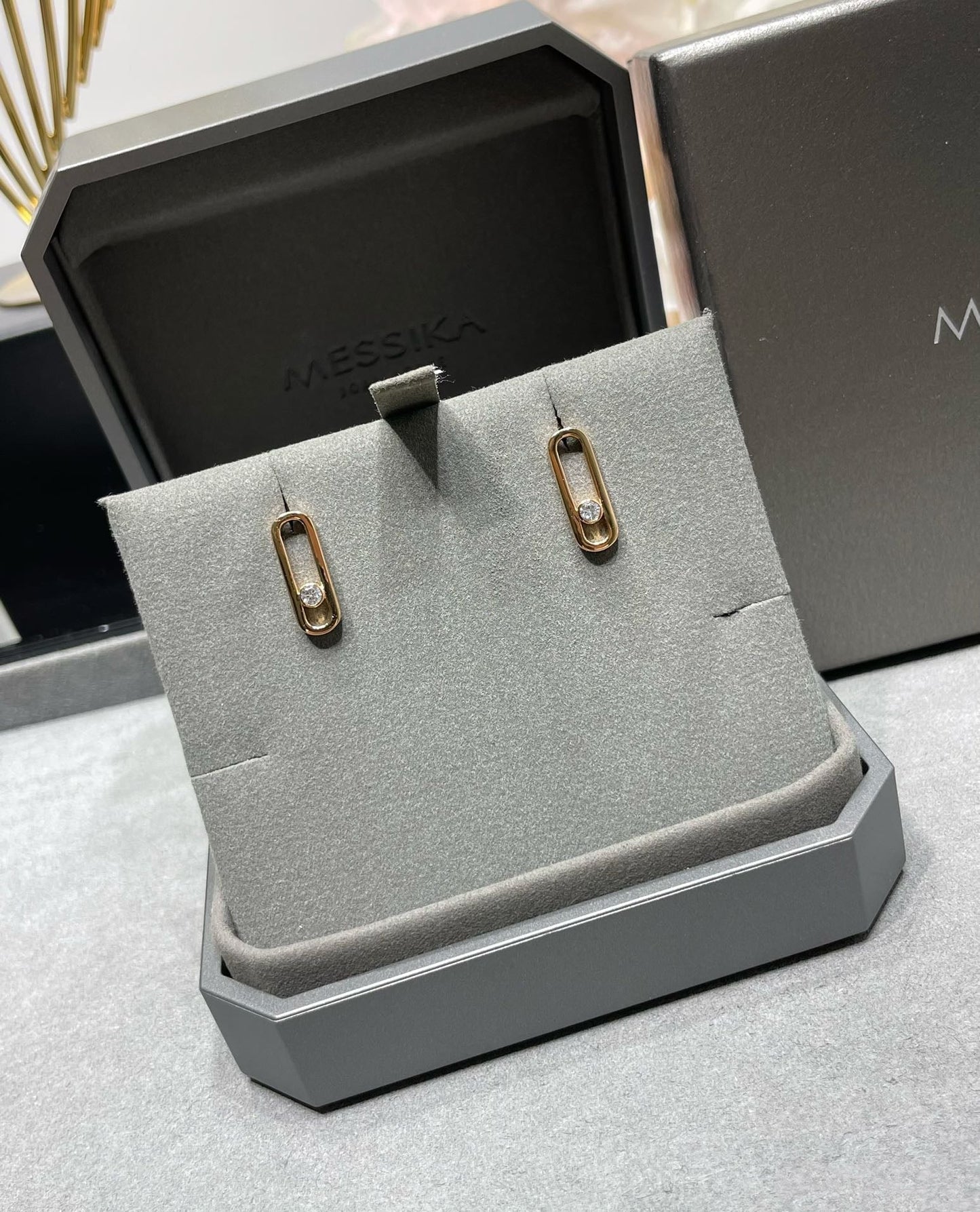 [Triumph Jewelry]MOVE UNO SMALL 1 DIAMOND EARRINGS